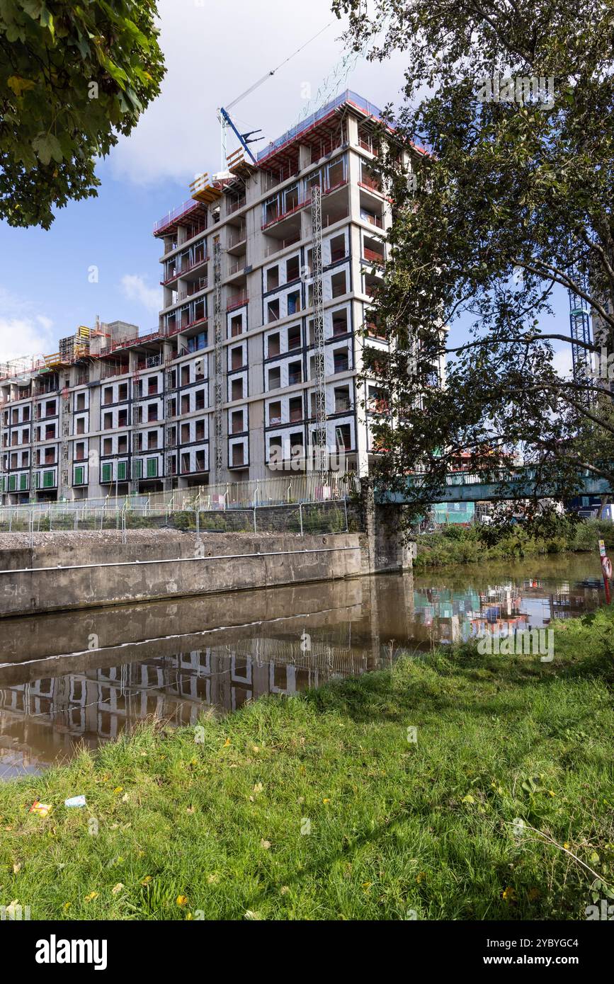 Costruzione di alloggi per studenti per l'Università di Bristol nel Temple Quarter, città di Bristol, Inghilterra, Regno Unito Foto Stock