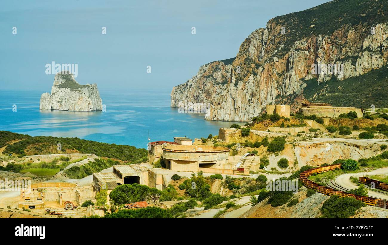 La miniera di Porto Flavia comprende il Parco storico e ambientale Geo-minerario della Sardegna, la costa del Sulcis Iglesiense. Nebida, Porto Flavia, Sardegna, Italia Foto Stock