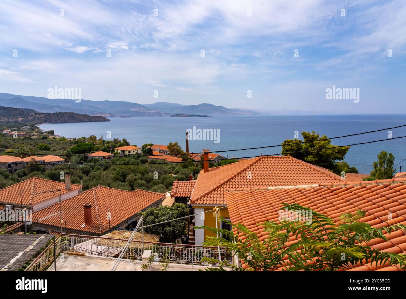 Mithymna (o Methymna) è una città ed ex comune dell'isola di Lesbo, nel Mar Egeo settentrionale, in Grecia. Prima del 1919, il suo nome ufficiale era Molyvos; le Foto Stock