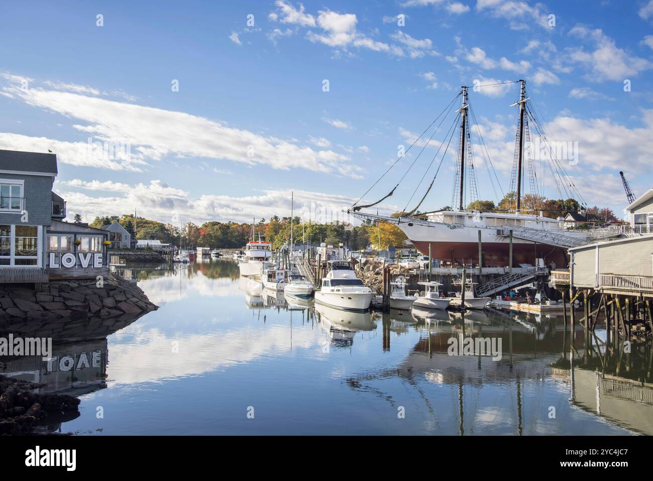 barche ormeggiate a kennebunkport sulla costa del maine usa Foto Stock