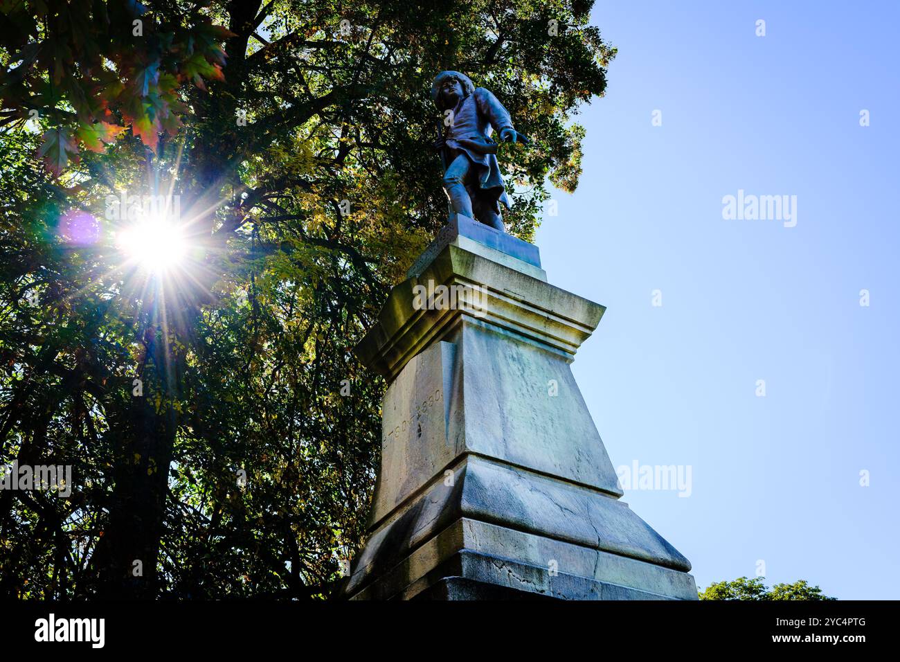 Memoriale alla cattura della spia inglese maggiore John André fotografato a Broadway, Tarrytown l'8 ottobre 2024. La zona è una calamita per i turisti durante Hallowen, come casa dello scrittore e poeta Washington Irving, famosa per i racconti "Rip Van Winkle" e "la leggenda di Sleepy Hollow". Che in seguito divenne un grande film di Hollywood. Foto Stock