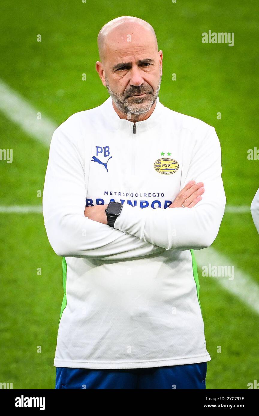 Peter BOSZ del PSV Eindhoven durante la sessione di allenamento del PSV Eindhoven in vista della partita di calcio della UEFA Champions League tra il Paris Saint-Germain e il PSV Eindhoven il 21 ottobre 2024 allo stadio Parc des Princes di Parigi, in Francia Foto Stock