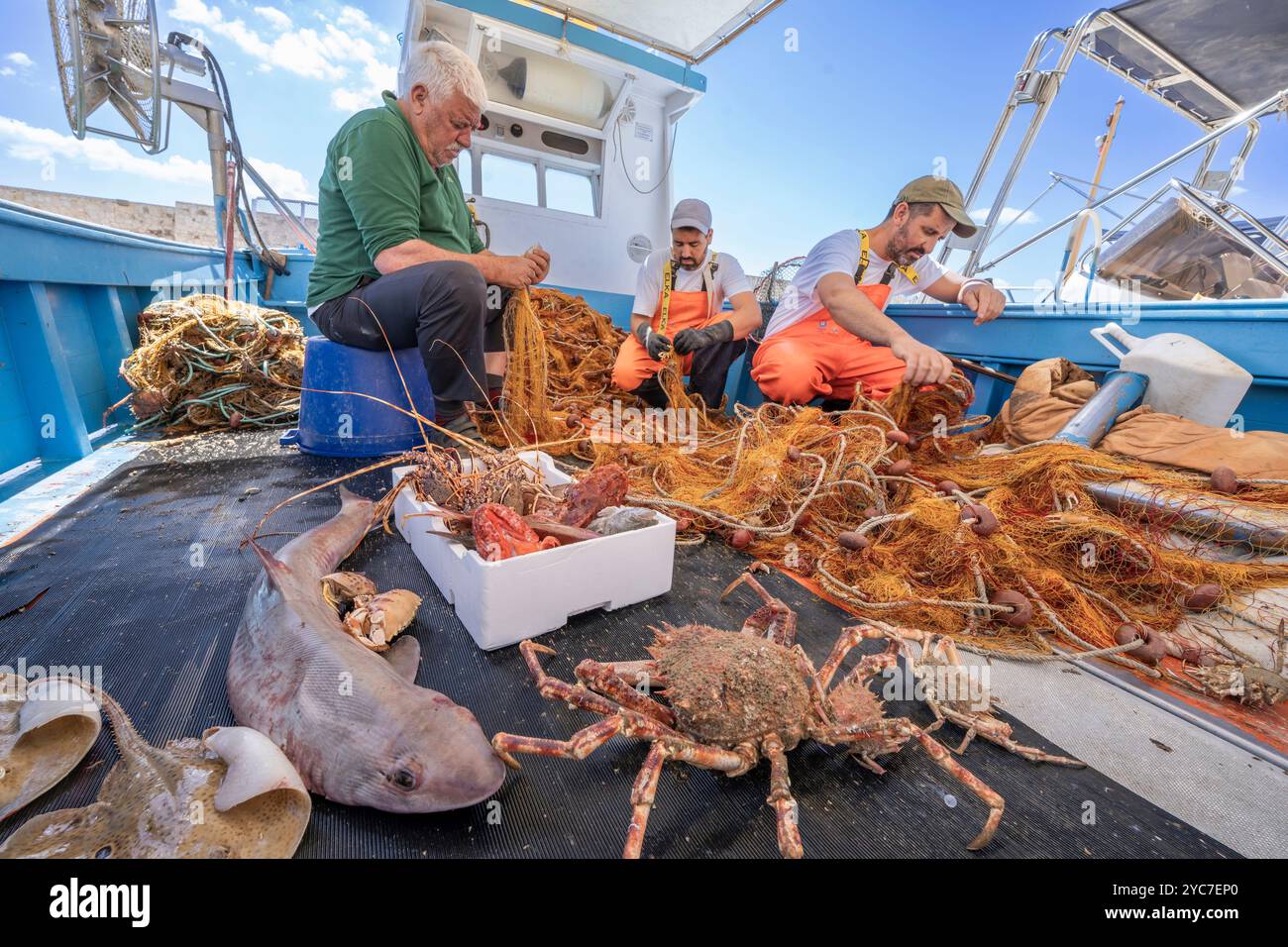 Anime Sante, attività di pesca e ristorante per famiglie, Porto di Tricase, Tricase, Lecce, Salento, Puglia, Italia Foto Stock