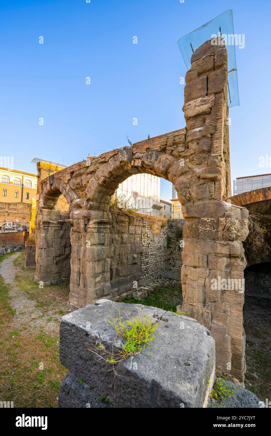 Teatro Romano, Teramo, Abruzzo, Italia Foto Stock