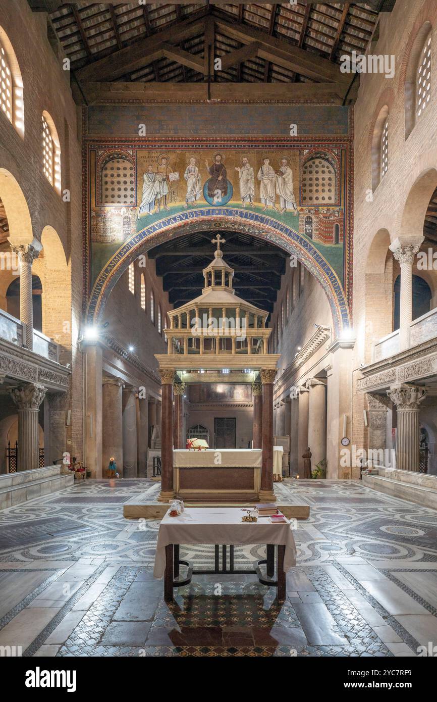 Basilica di San Lorenzo fuori le Mura, Roma, Lazio, Italia Foto Stock