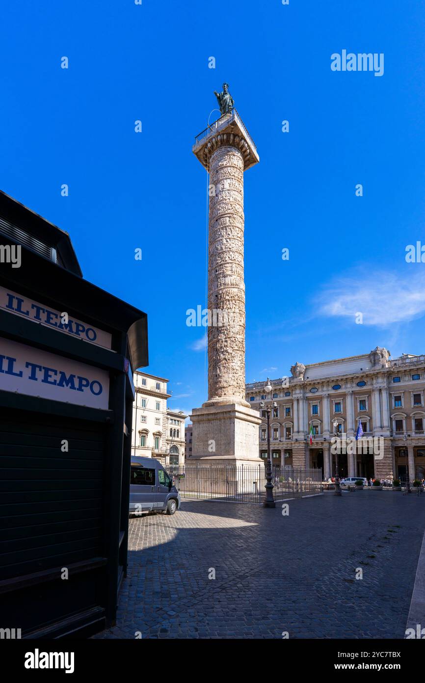 Colonna di Marco Aurelio, Piazza colonna, Roma, Lazio, Italia Foto Stock
