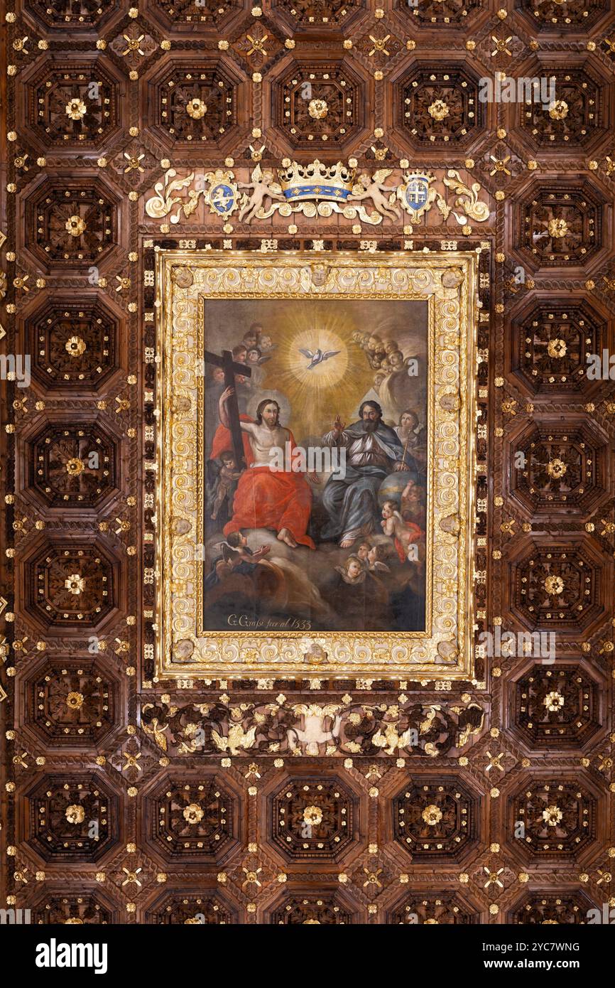Soffitto della chiesa, Chiesa di Santa Croce, Lecce, Salento, Puglia, Italia Foto Stock