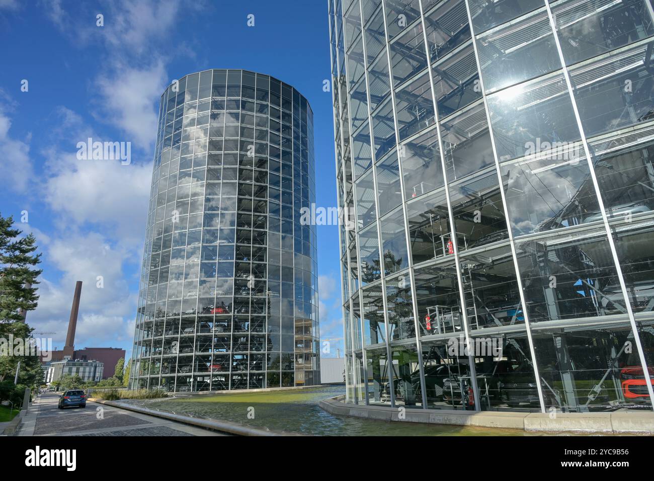 Car Towers, Autostadt Volkswagen, Wolfsburg, bassa Sassonia, Germania, Autotürme, Niedersachsen, Deutschland Foto Stock