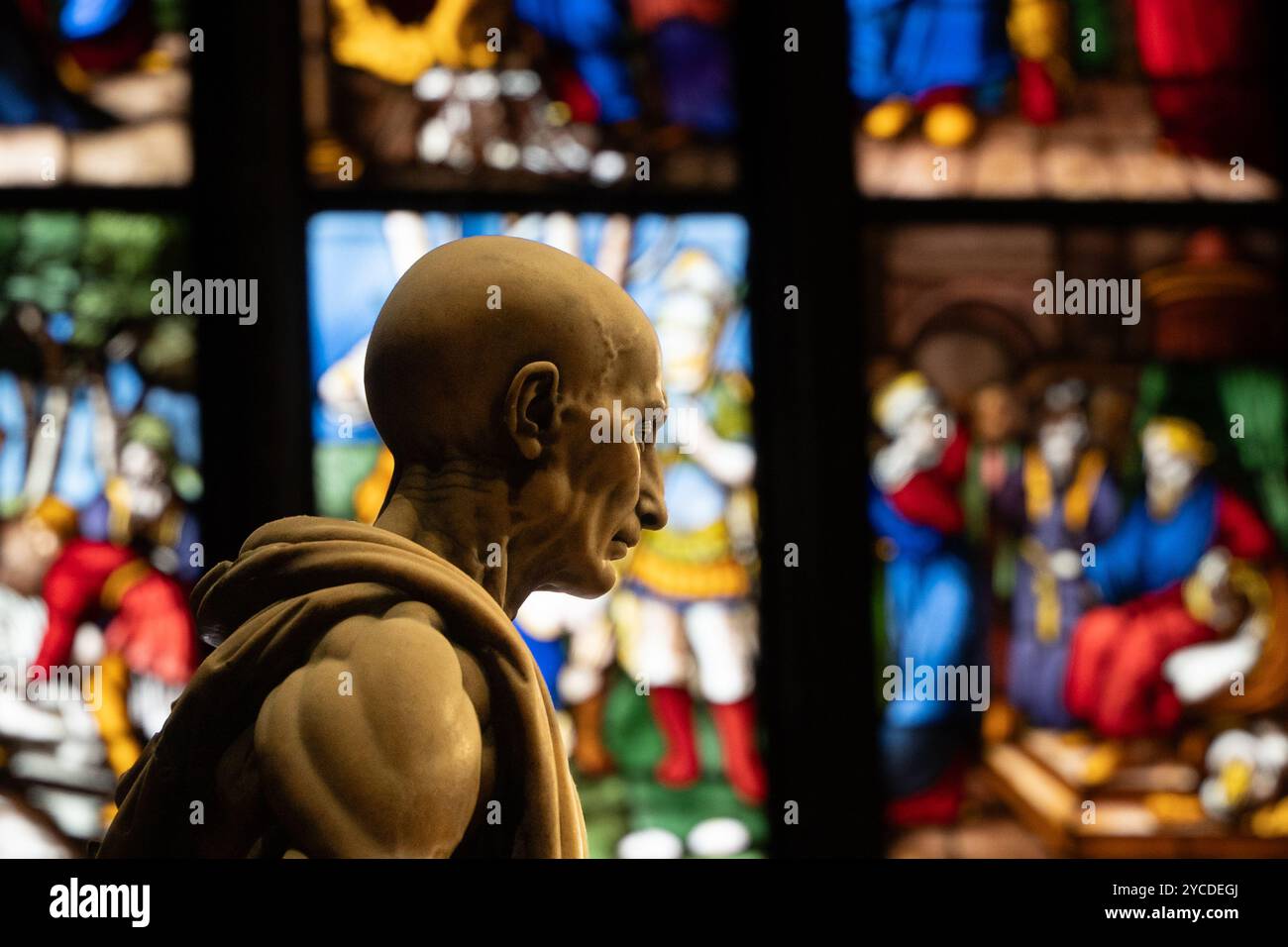 Statua dell'apostolo San Bartolomeo nel Duomo di Milano Foto Stock