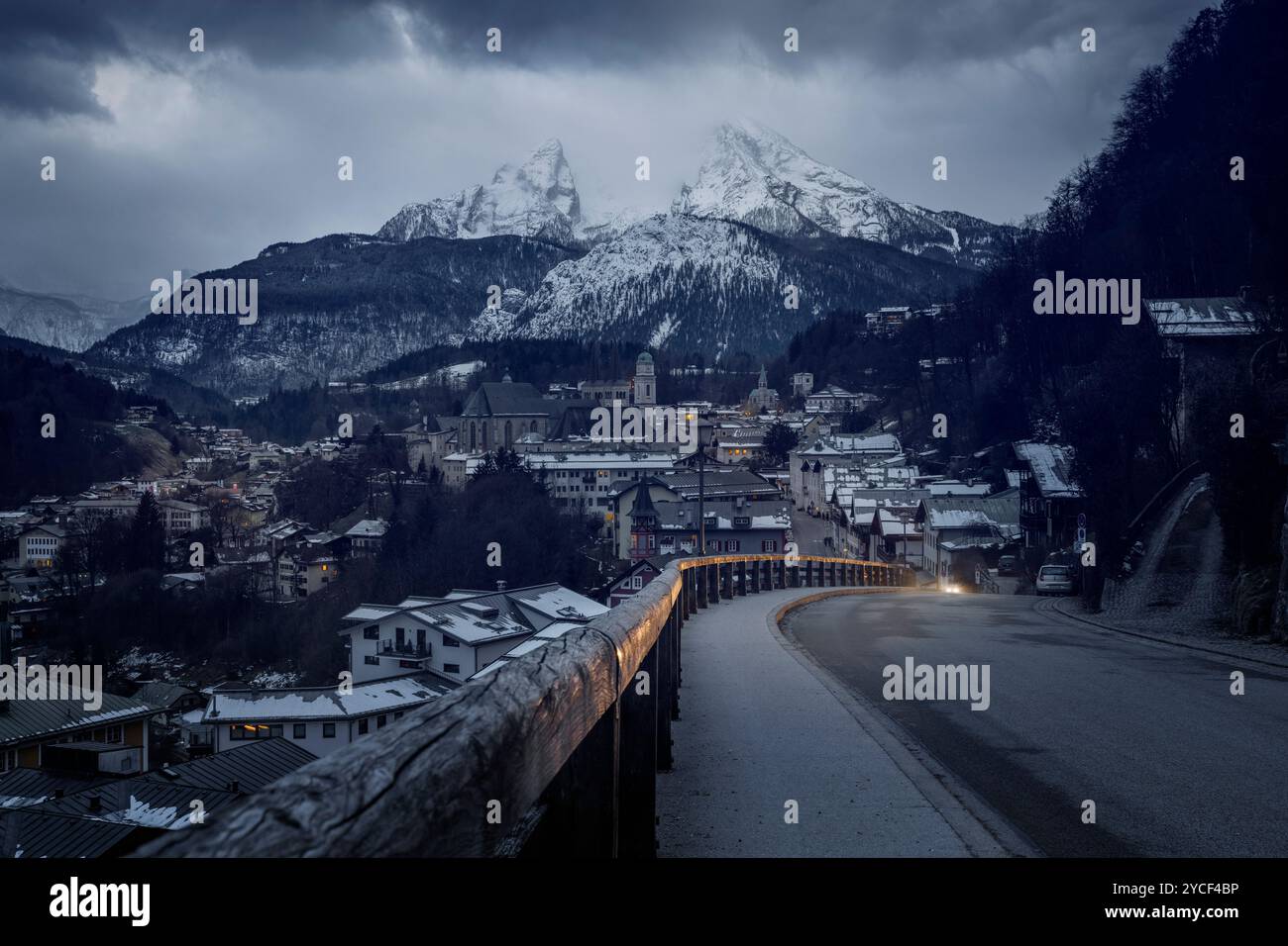 Veduta di Berchtesgaden e del Watzmann, Baviera, Germania Foto Stock