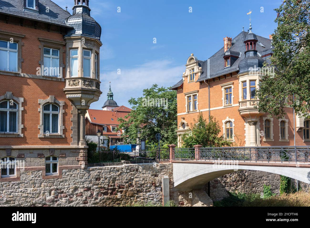 Ponte storico sul fossato della città (Stadtgraben) a Naumburg, Germania, Sassonia Anhalt Europa Foto Stock