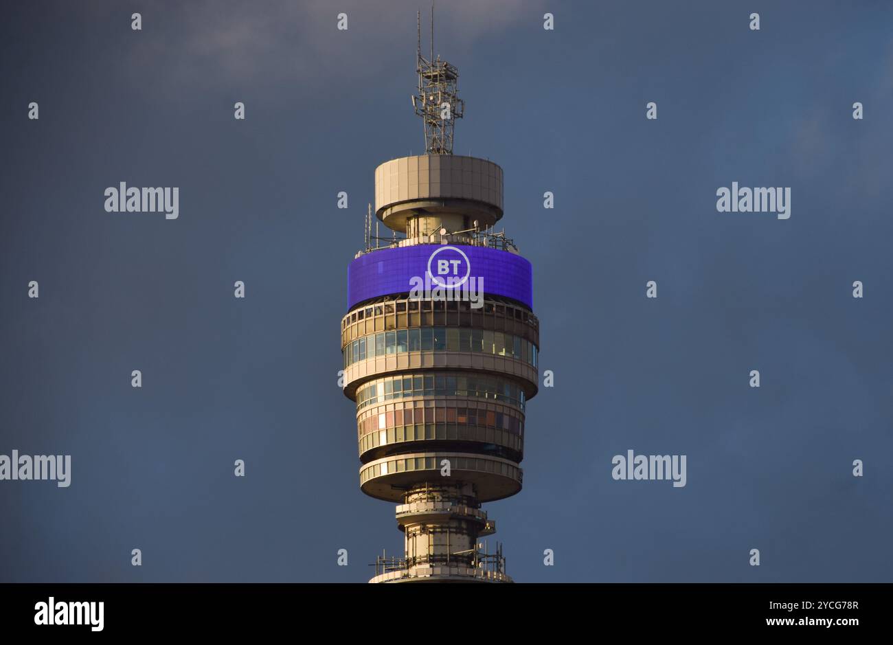 Londra, Regno Unito. 27 luglio 2024. Vista generale della torre BT. Credito: Vuk Valcic/Alamy Foto Stock