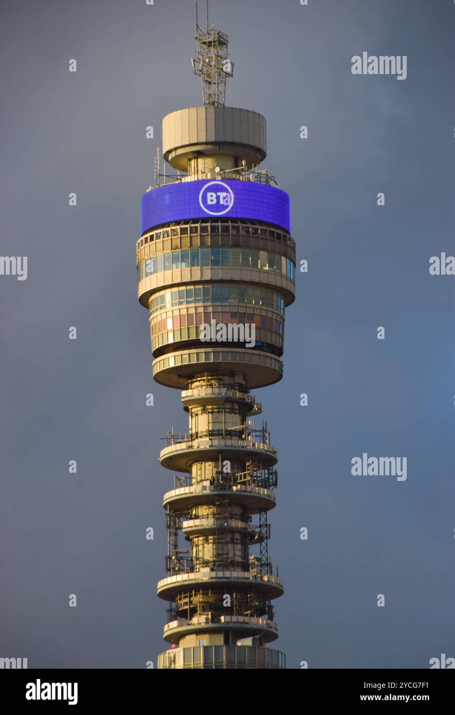 Londra, Regno Unito. 27 luglio 2024. Vista generale della torre BT. Credito: Vuk Valcic/Alamy Foto Stock