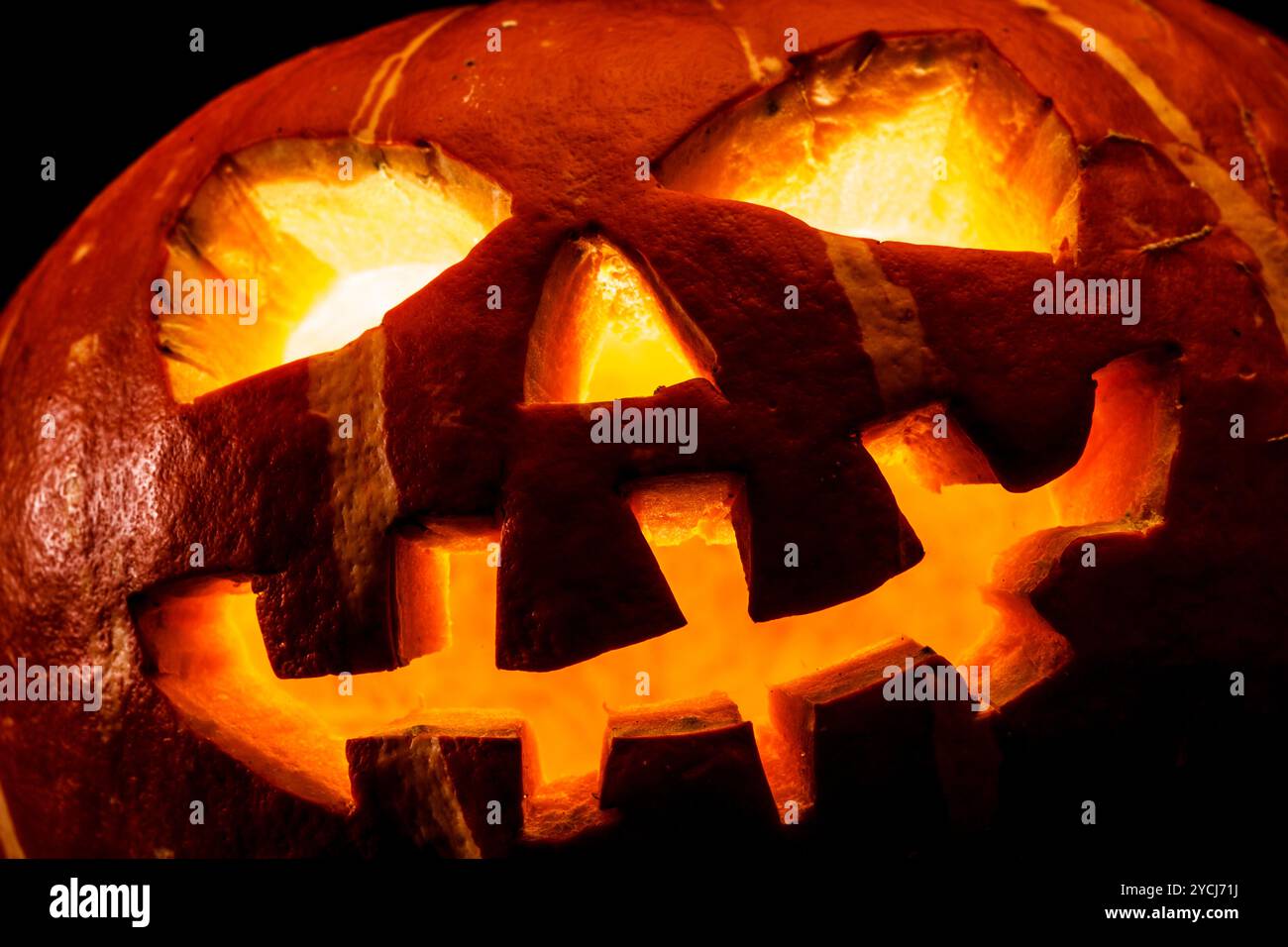 Halloween - una vecchia Jack-o-lanterna Foto Stock