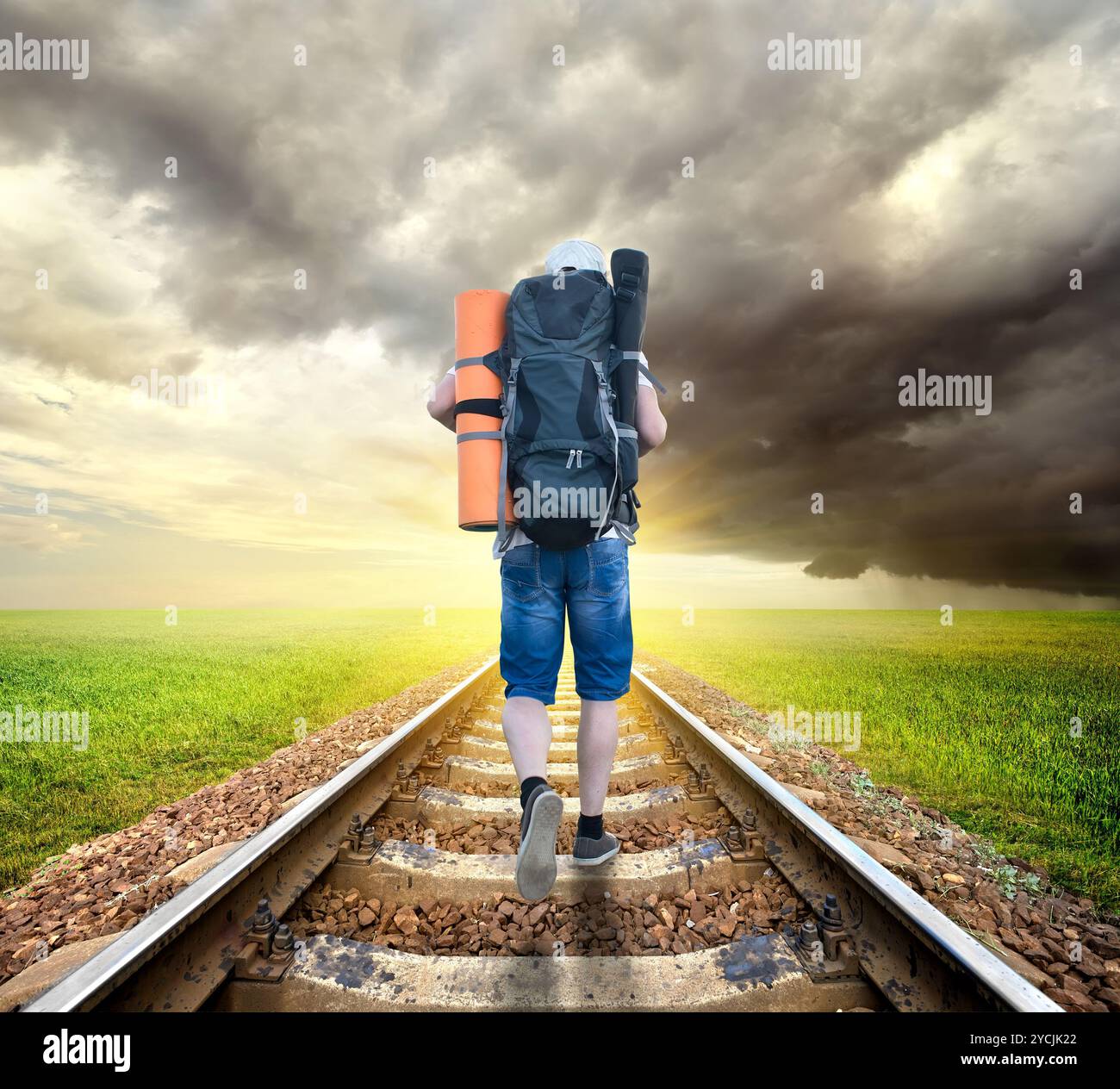 Tourist sulla ferrovia Foto Stock