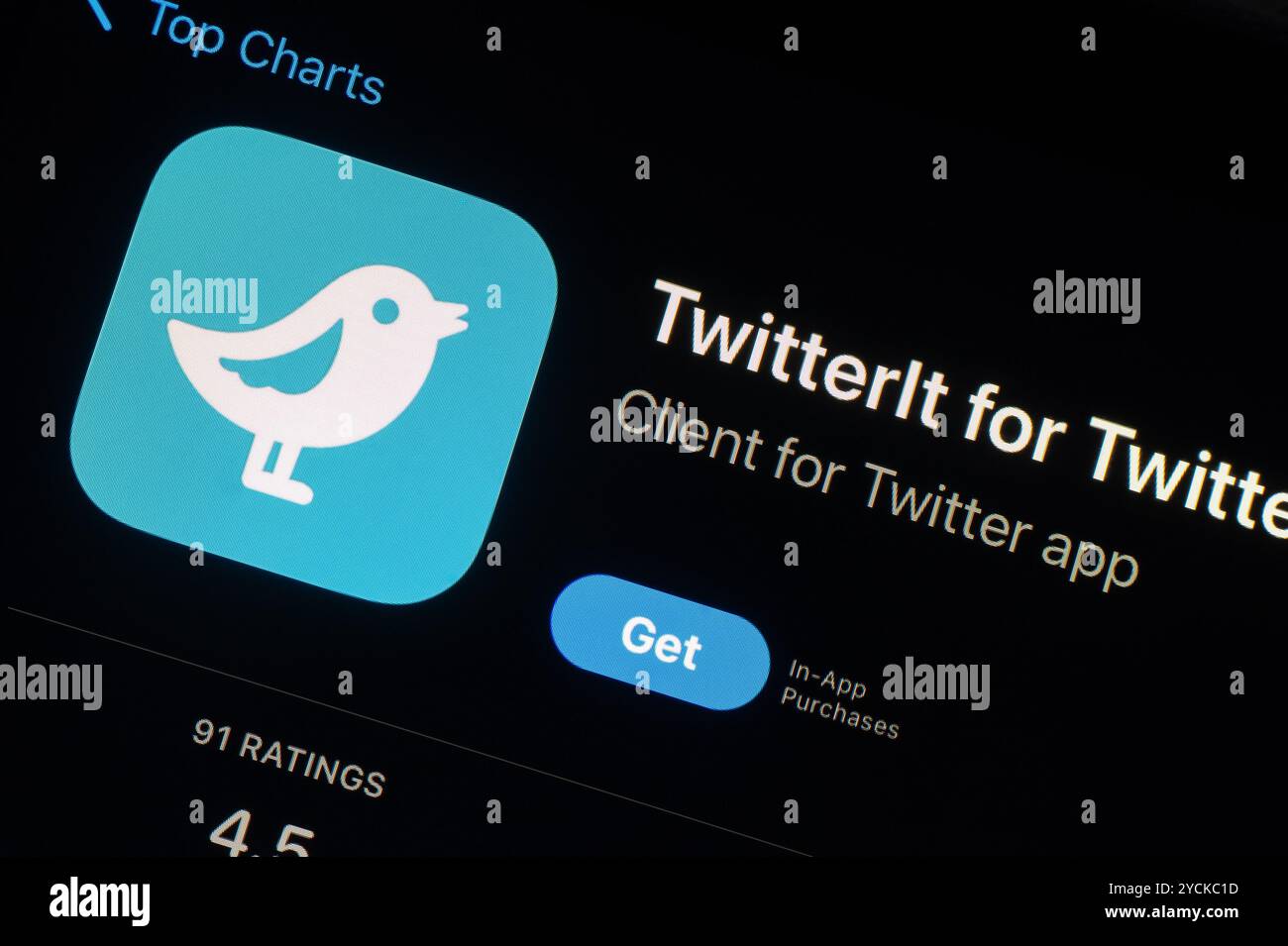 OSTRAVA, CECHIA - 27 LUGLIO 2024: App store con applicazione di condivisione di foto e blog sui social media Twitterit Foto Stock