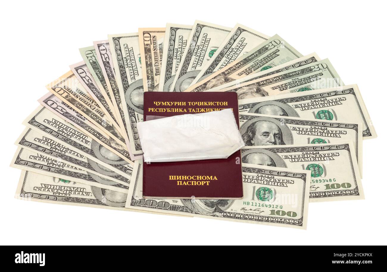 Pacchetto con farmaco per il Tagikistan passaporto e Dollari USA Foto Stock