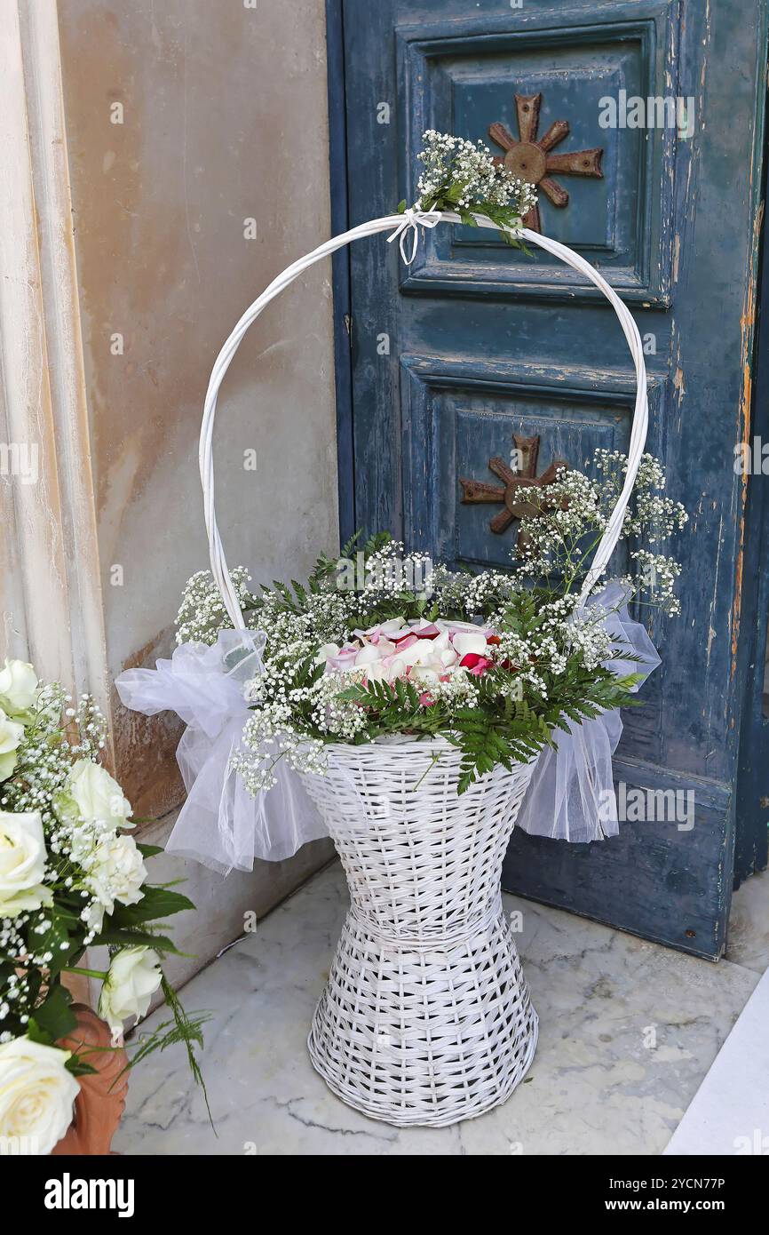 Cesto Fiori Matrimonio - In Tessuto E Pizzo, Bianco, 18x9x20 Cm, Per Ragazze Fiori E Decorazioni - Foto 11