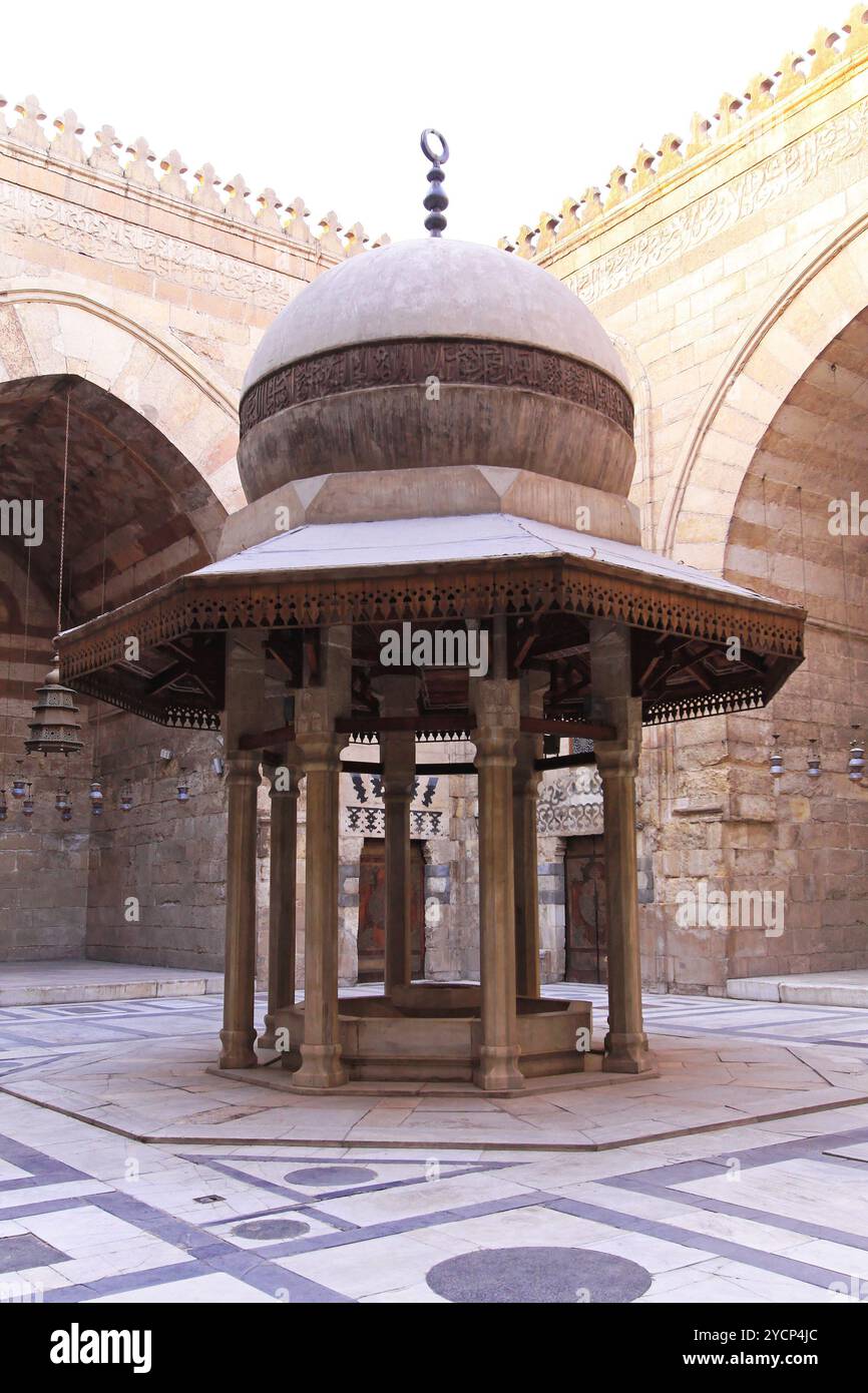 Moschea della fontana dell'abluzione Foto Stock