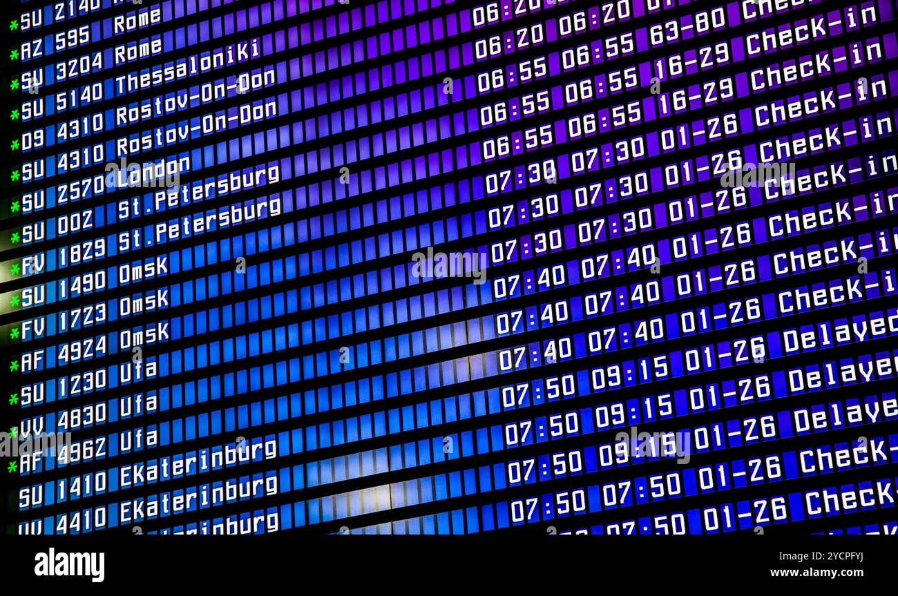 Aeroporto di display di partenza Foto Stock Aeroporto di display di partenza Foto Stock