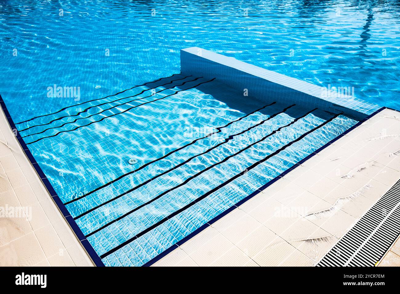 Scale piscina blu chiaro Foto Stock