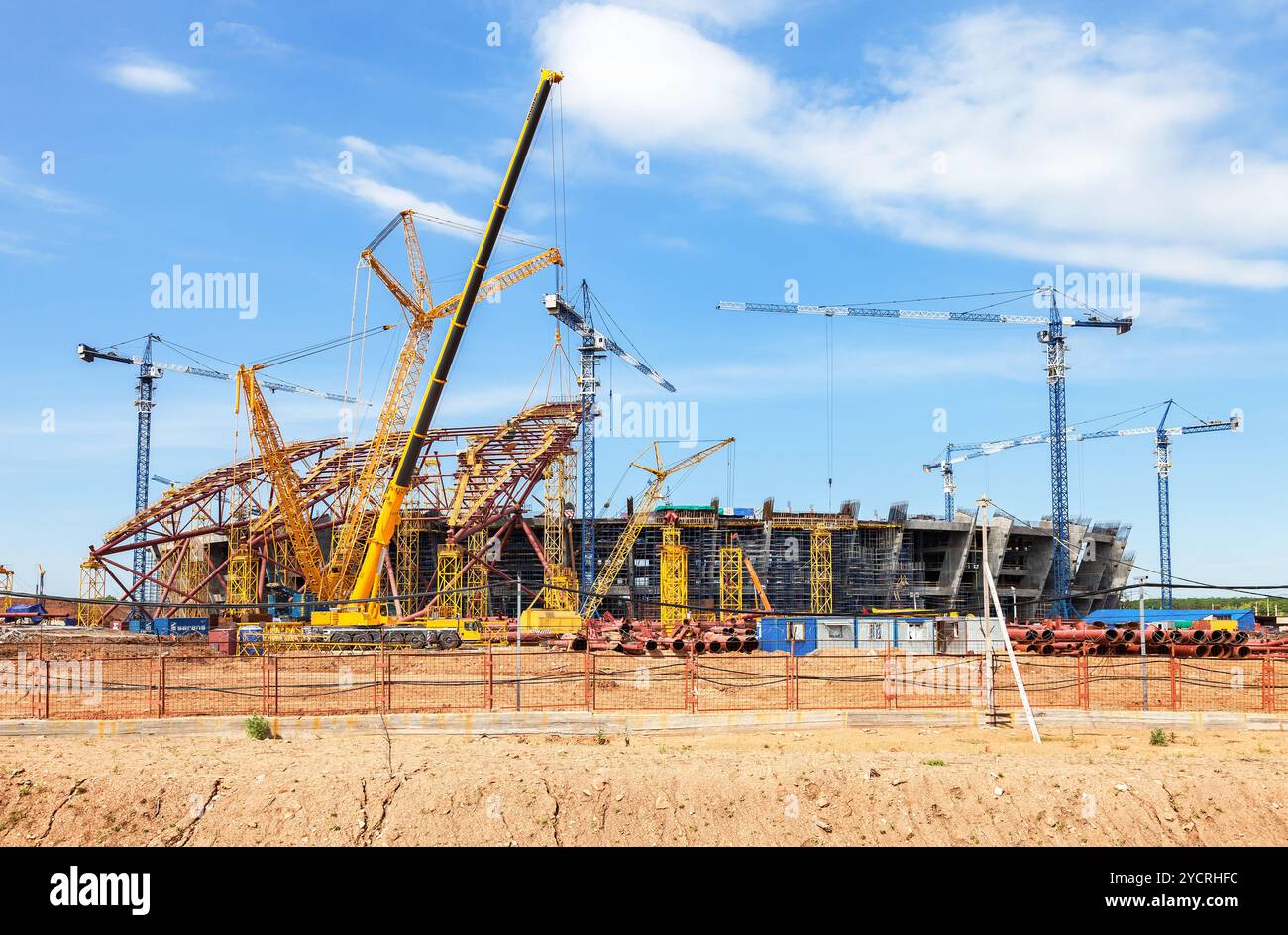 Costruzione di un moderno stadio per le partite di calcio Cosmos Arena Foto Stock