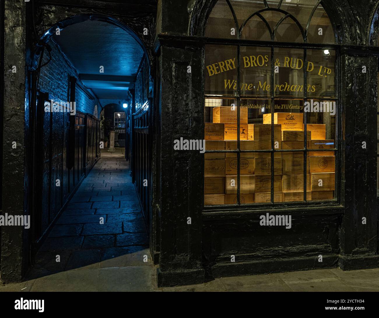 Berry Bros & Rudd Ltd, commercianti di vino, St James Street, Londra, Inghilterra. Regno Unito Foto Stock