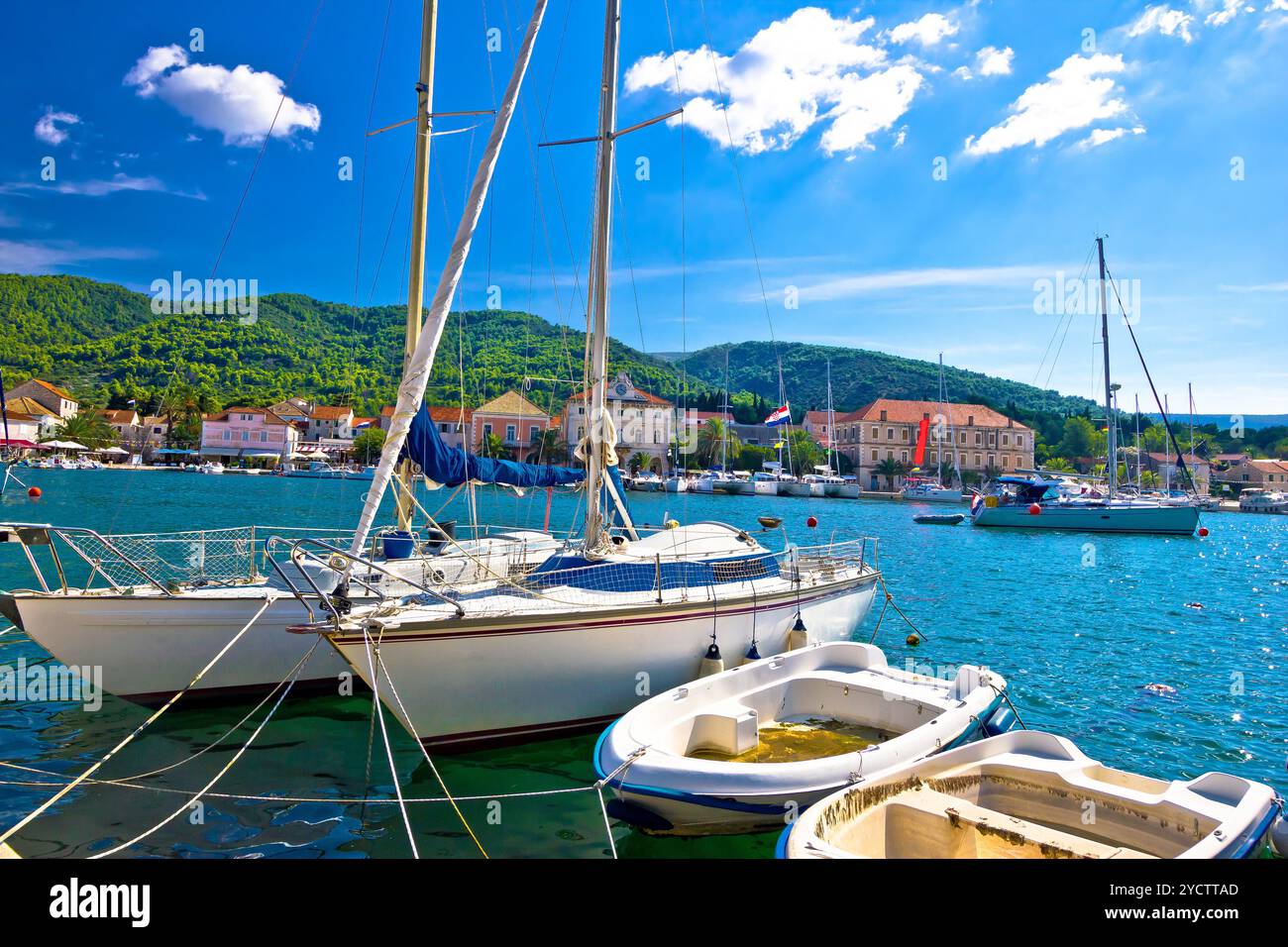 Stari Grad sulla isola di Hvar destinazione in barca a vela Foto Stock