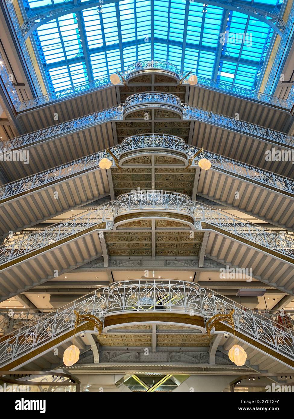 Grandi magazzini la Samaritaine Paris - Immagine stock catturata con smartphone