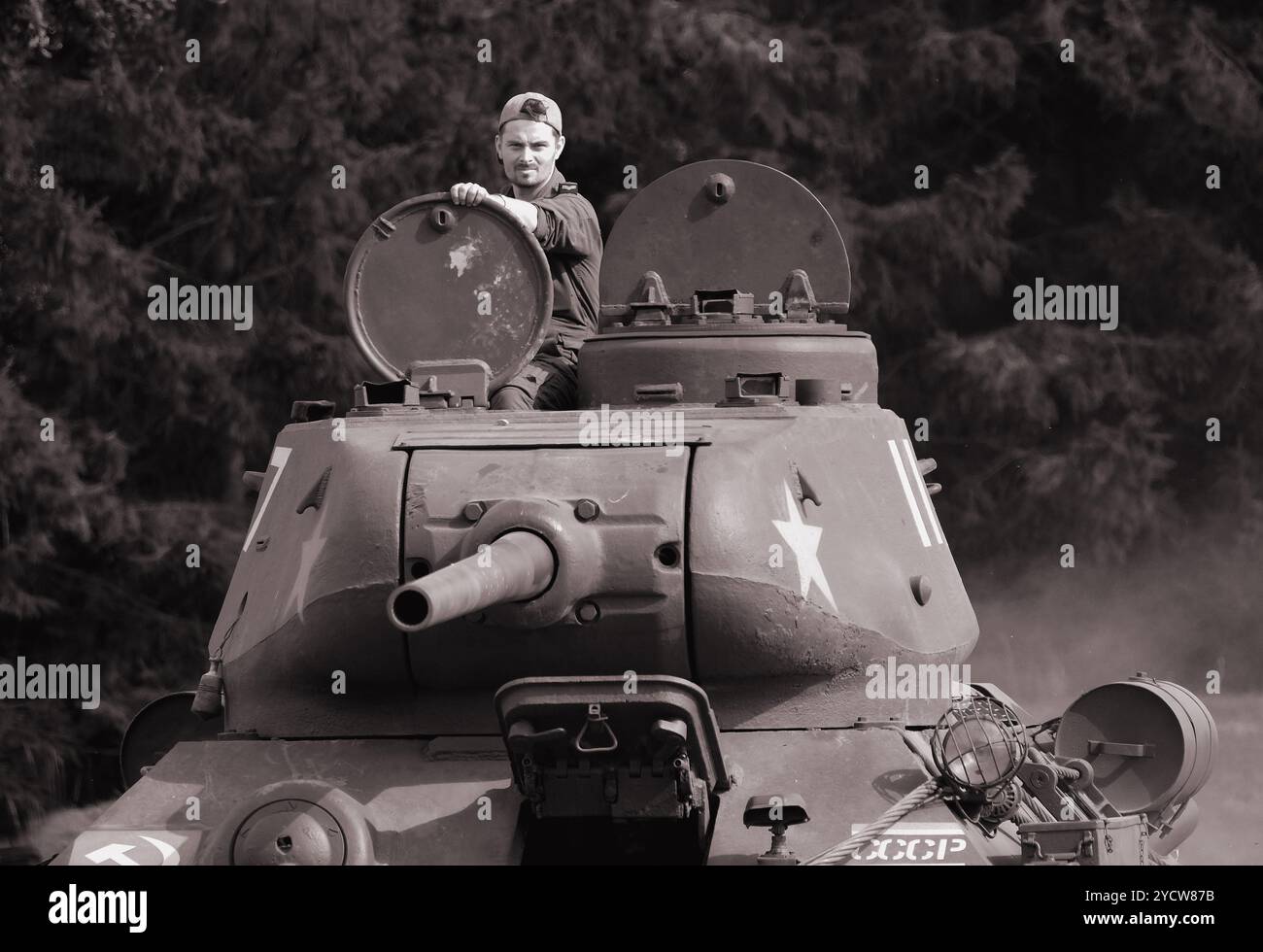 L'M18 Hellcat (ufficialmente denominato 76 mm Gun Motor Carriage M18 o M18 GMC) è un cacciacarri utilizzato dall'esercito degli Stati Uniti durante la seconda guerra mondiale Foto Stock