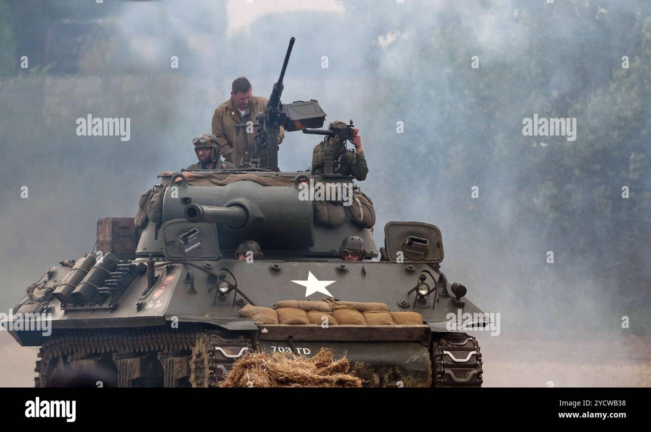 L'M18 Hellcat (ufficialmente denominato 76 mm Gun Motor Carriage M18 o M18 GMC) è un cacciacarri utilizzato dall'esercito degli Stati Uniti durante la seconda guerra mondiale Foto Stock