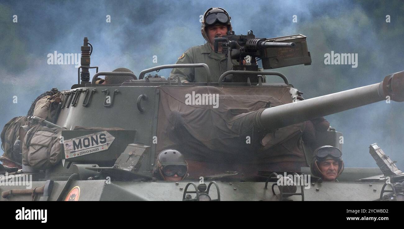 L'M18 Hellcat (ufficialmente denominato 76 mm Gun Motor Carriage M18 o M18 GMC) è un cacciacarri utilizzato dall'esercito degli Stati Uniti durante la seconda guerra mondiale Foto Stock