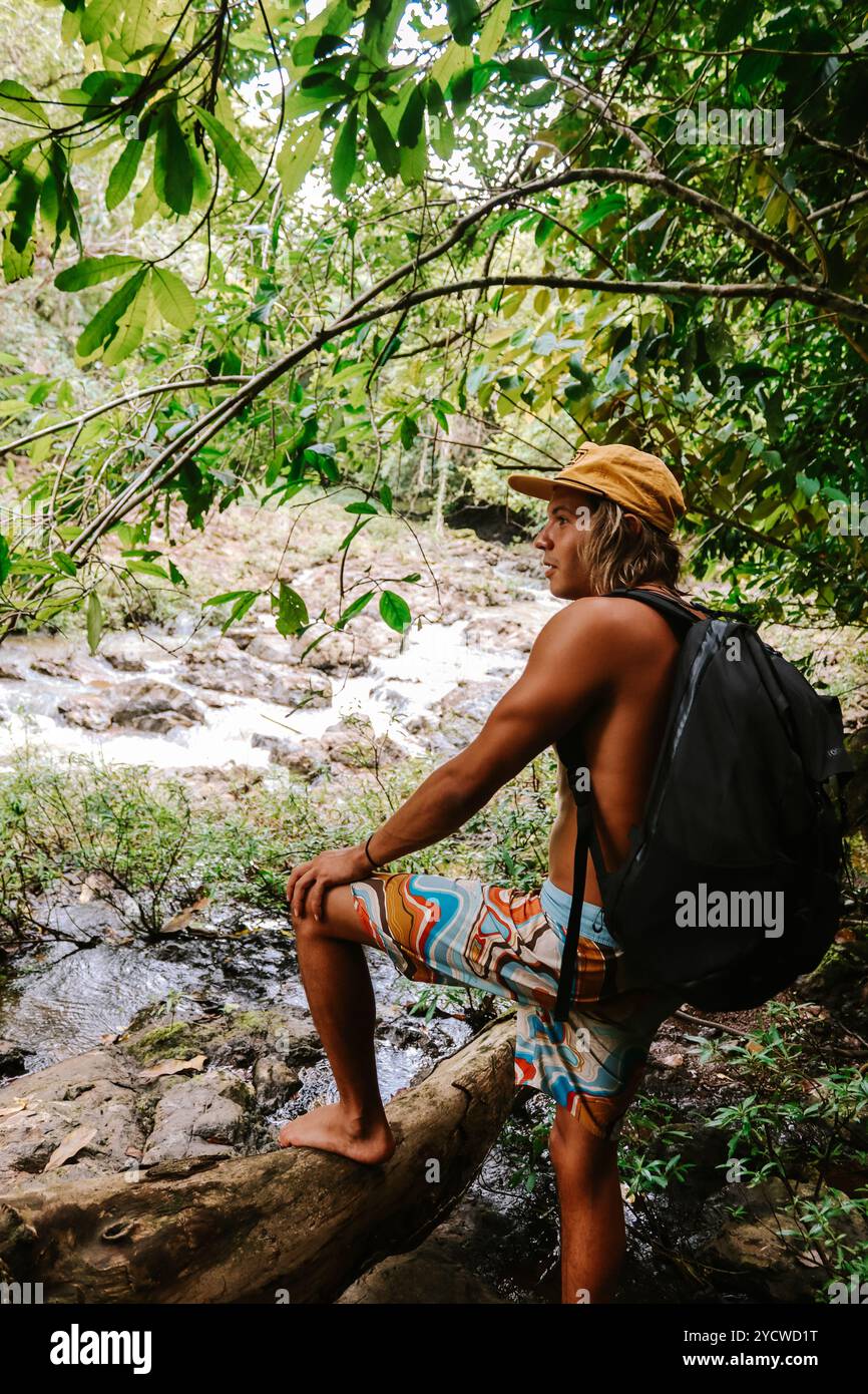 Scopri i vibranti paesaggi della Costa Rica Foto Stock