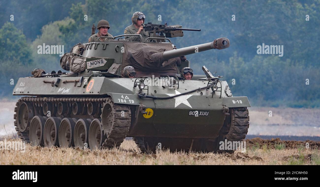 L'M18 Hellcat (ufficialmente denominato 76 mm Gun Motor Carriage M18 o M18 GMC) è un cacciacarri utilizzato dall'esercito degli Stati Uniti durante la seconda guerra mondiale Foto Stock