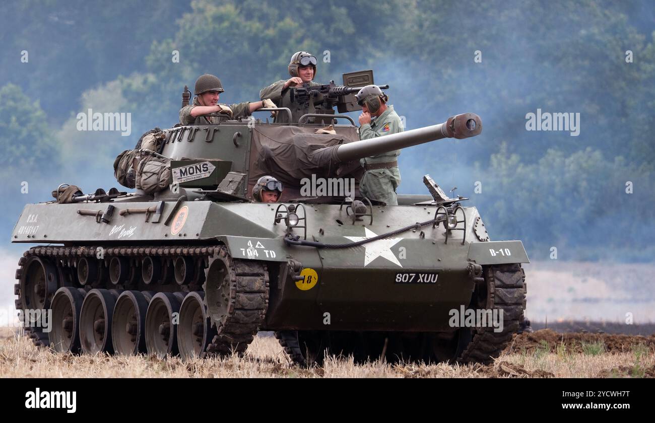 L'M18 Hellcat (ufficialmente denominato 76 mm Gun Motor Carriage M18 o M18 GMC) è un cacciacarri utilizzato dall'esercito degli Stati Uniti durante la seconda guerra mondiale Foto Stock