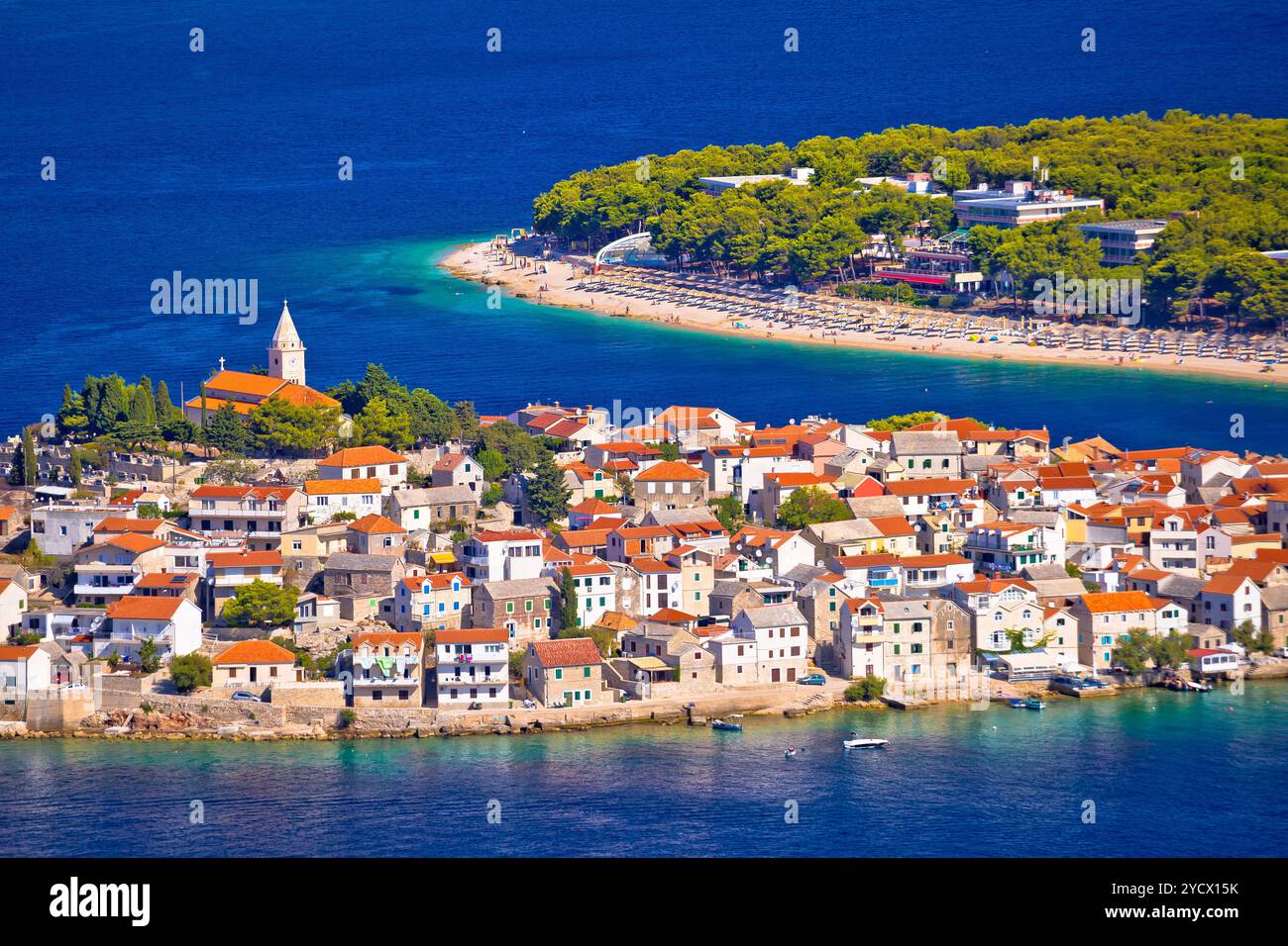 Adriatico destinazione turistica di Primosten antenna arcipelago panoramico vista Foto Stock
