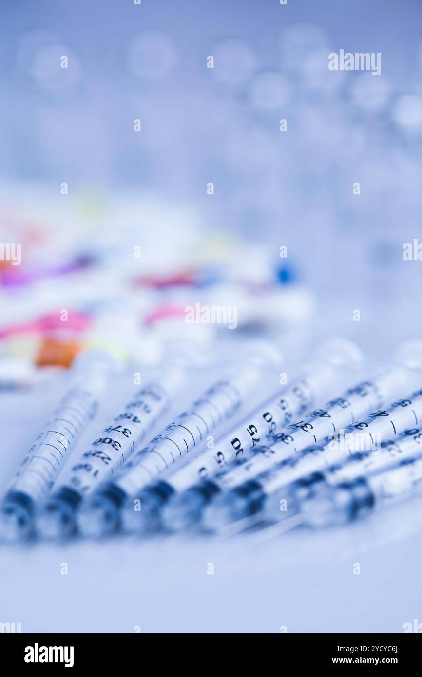 Composizione con varietà di farmaco pillole sfondo Foto Stock