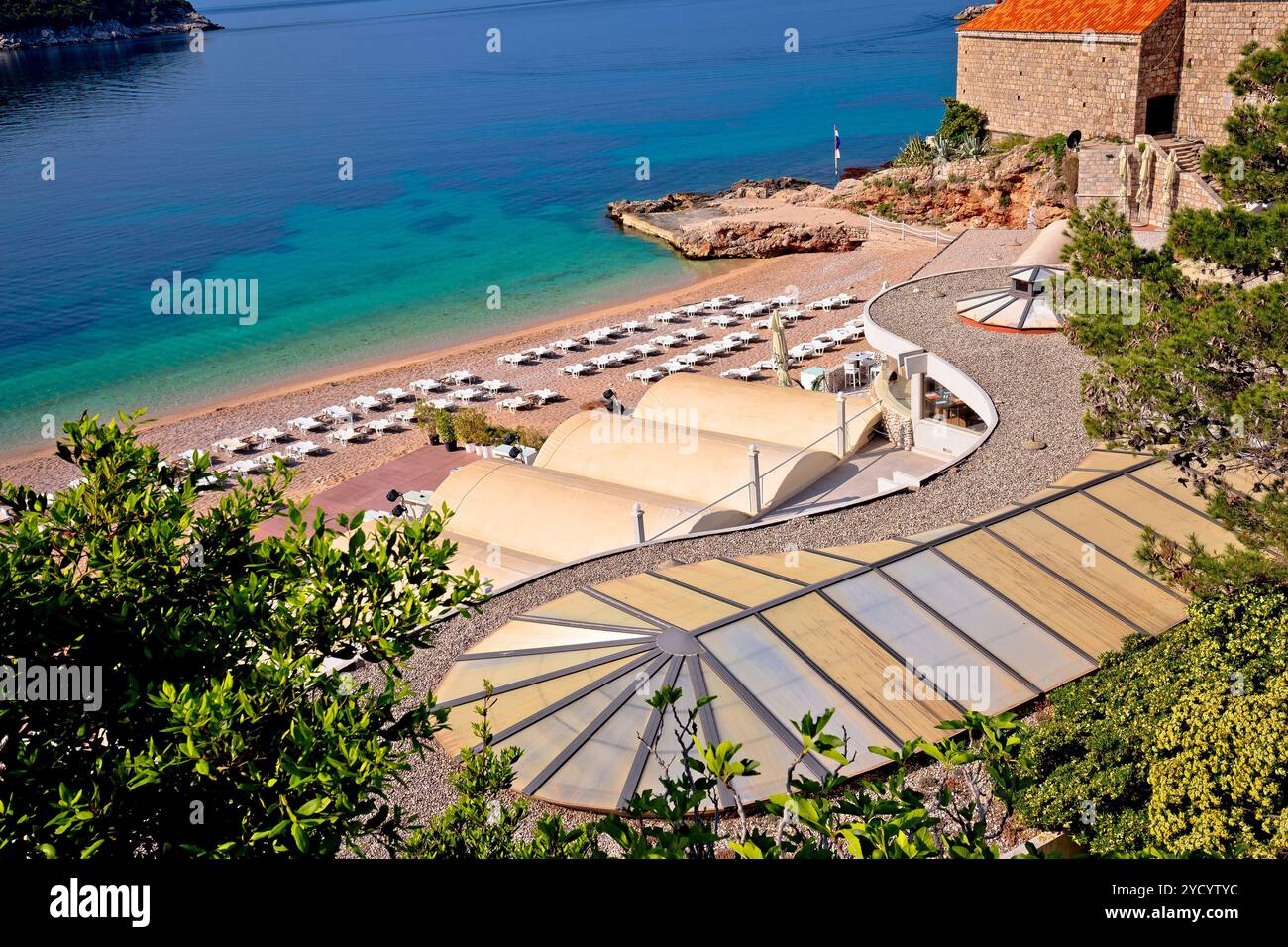 Vista sulla spiaggia di Banje a Dubrovnik Foto Stock