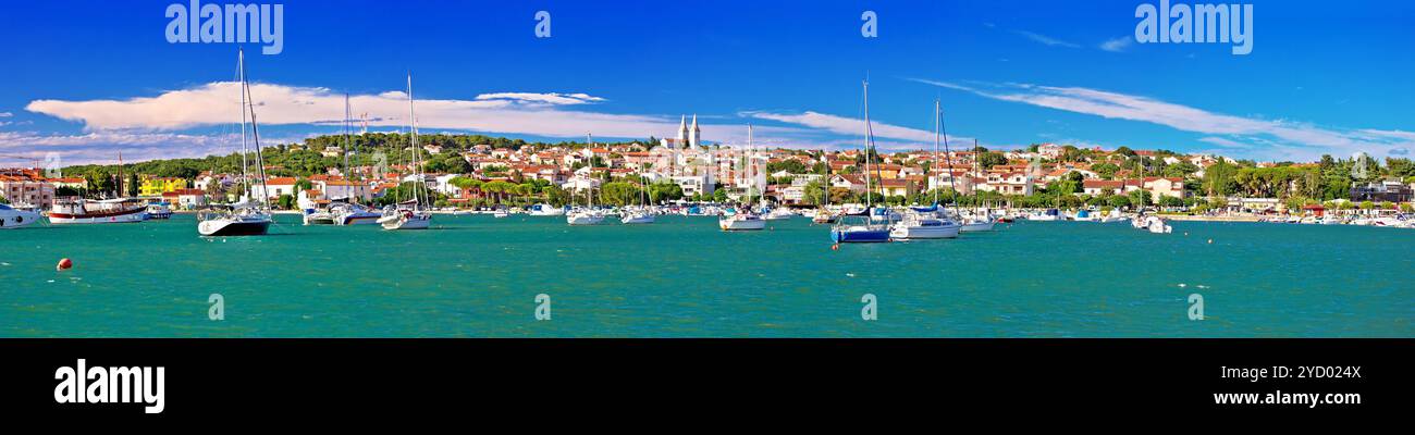 Vista panoramica sul lungomare della città di Medulin Foto Stock