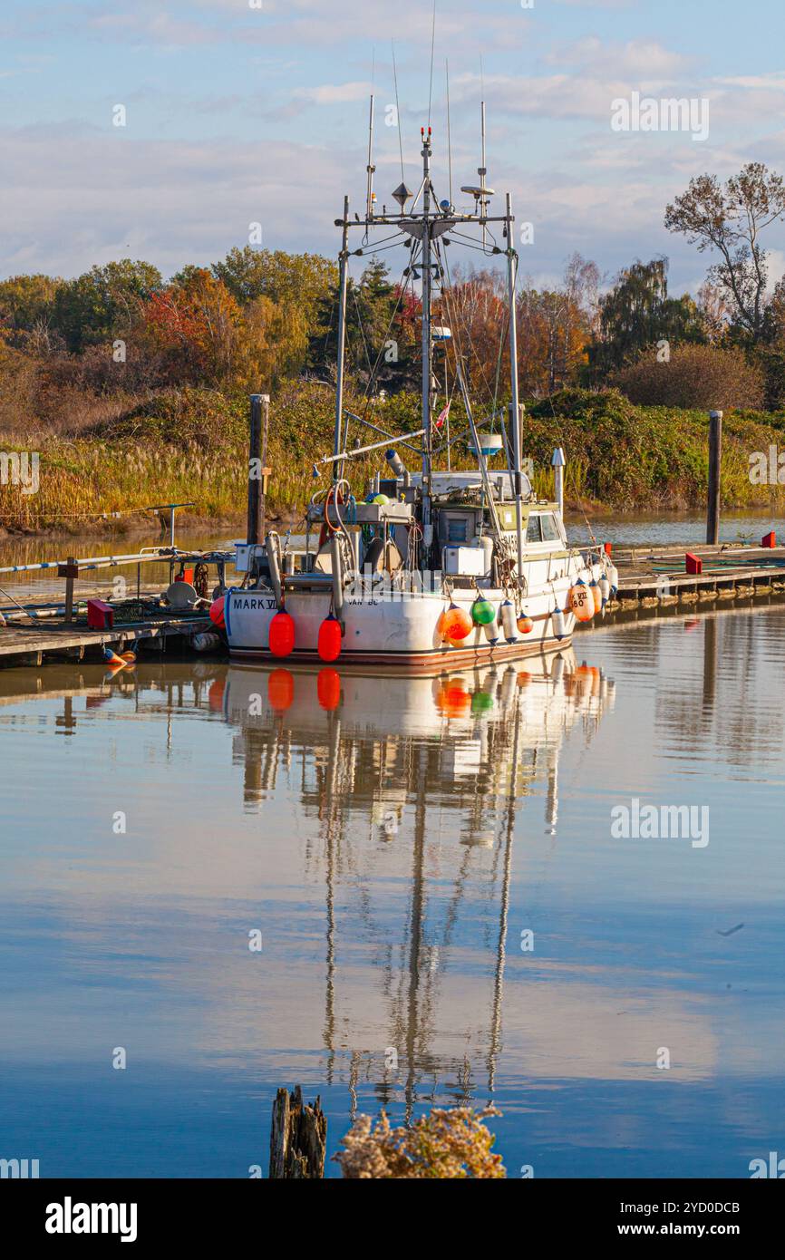 Peschereccio commerciale ormeggiato a Scotch Pond a Steveston, Columbia Britannica, Canada Foto Stock