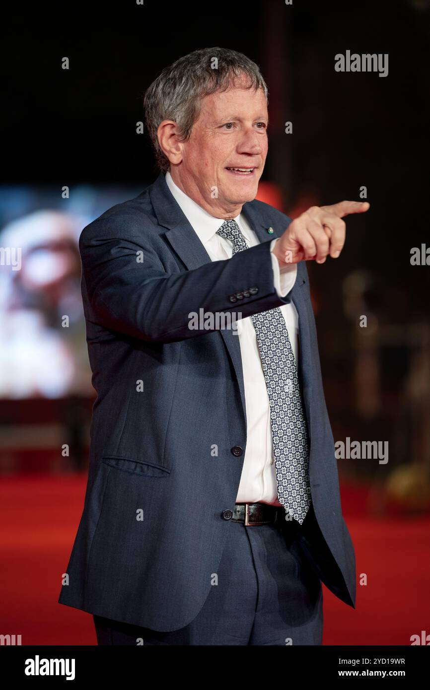 Roma, Italia - 21 ottobre 2024: L'attore italiano Riccardo Rossi partecipa al Red carpet degli uni Awards durante il 19° Festival del Cinema di Roma all'Auditorium Parco della musica. Foto Stock