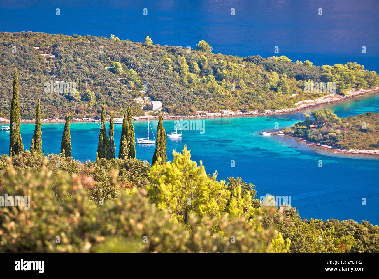 Isola di Korcula nascosta baia di navigazione turchese Foto Stock