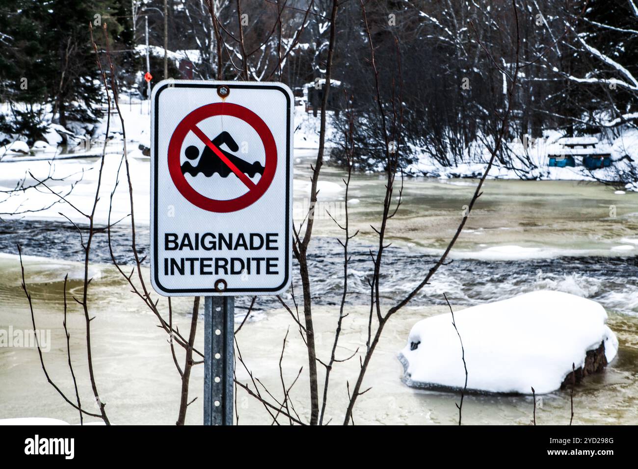 È vietato nuotare in inverno Foto Stock