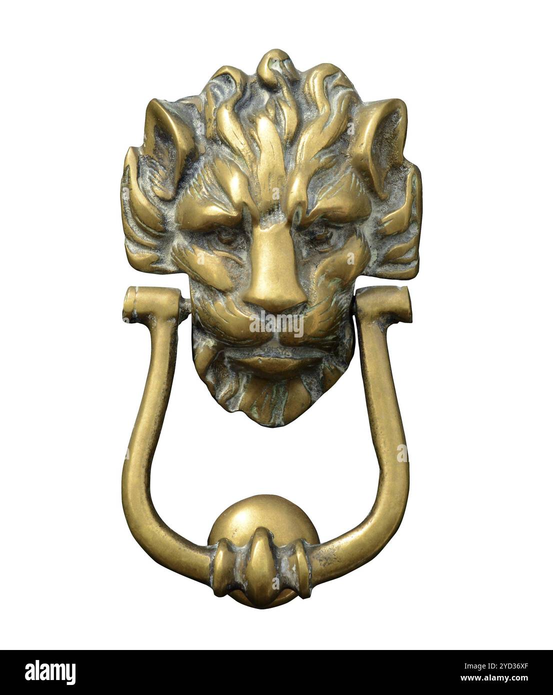Isolamento di Un grungo ornato Brass Lion Door Knocker con Clipping Path Foto Stock