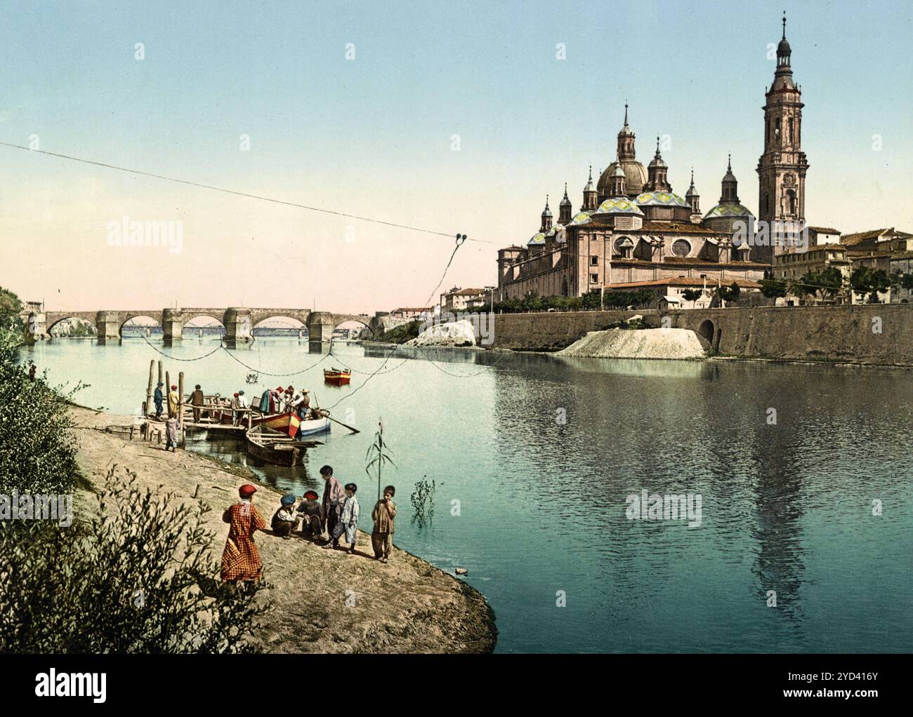 Saragossa. Rio Ebro und Kathedrale-Basilika Unserer Lieben Frau vom Pfeiler, Catedral-Basilica de Nuestra Senora del Pilar, spagnolo, restaurie digitale Foto Stock
