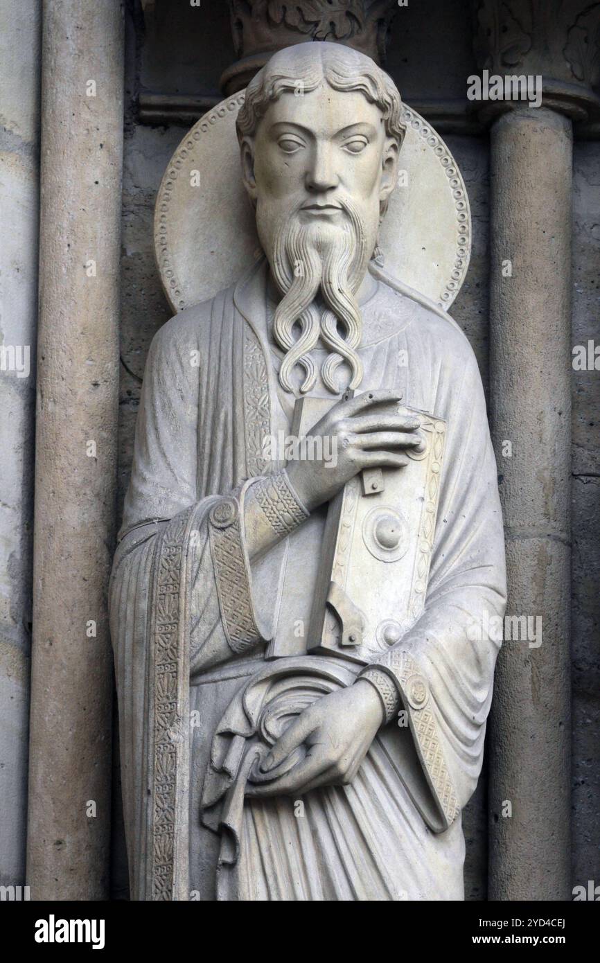 Saint Paul, cattedrale di Notre-Dame, portale di Sant'Anna, Parigi Foto Stock