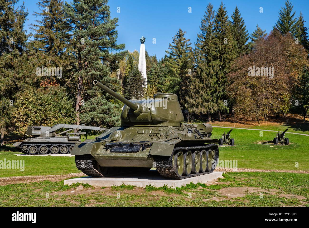 Carro armato sovietico T-34, Museo di storia militare all'aperto a Svidnik, regione di Prešov, Slovacchia Foto Stock