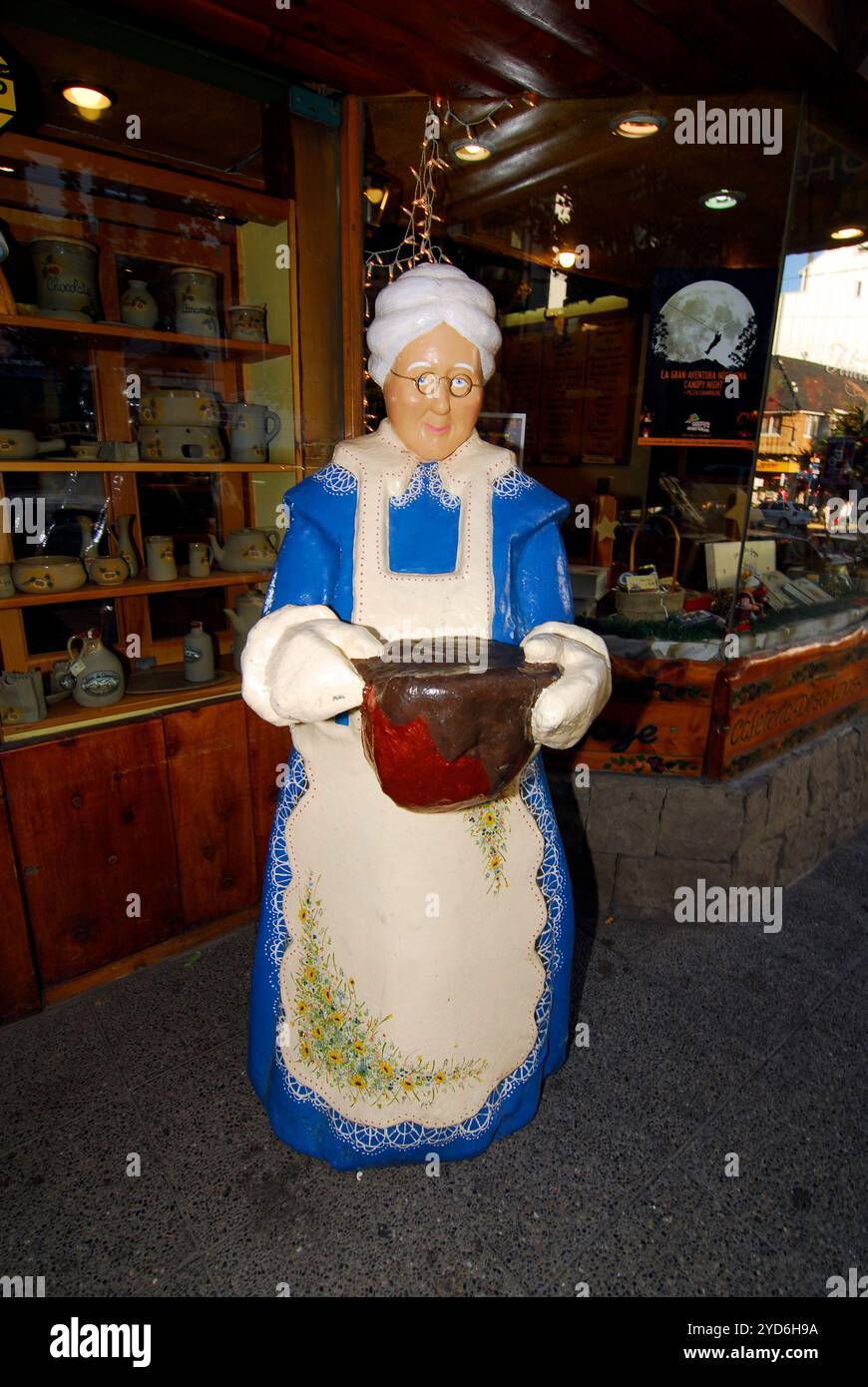 Lavorando in cucina Foto Stock