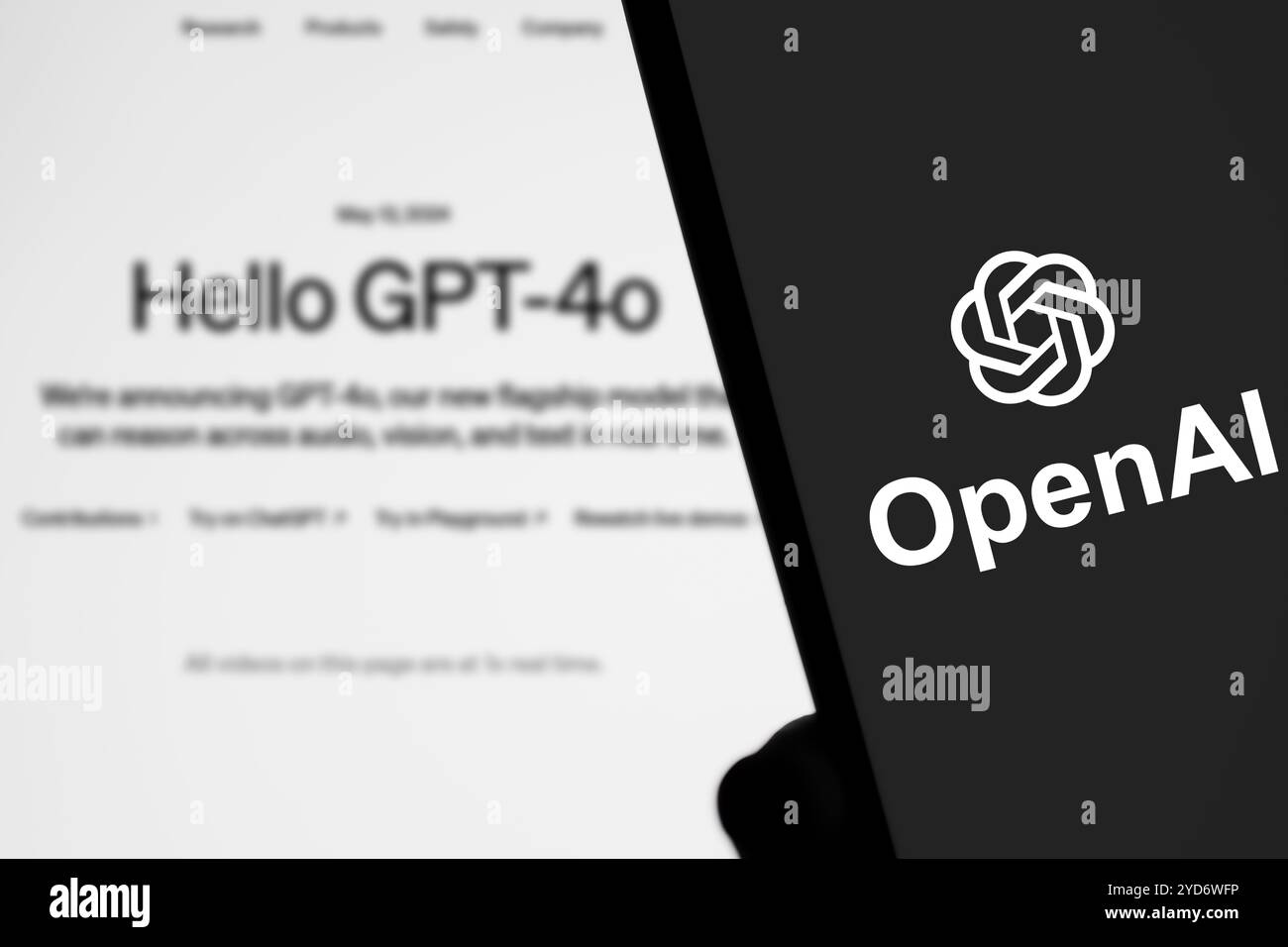 Dhaka, bangladesh - 16 maggio 2024: Il logo OpenAI GPT4 viene visualizzato sullo smartphone. Foto Stock