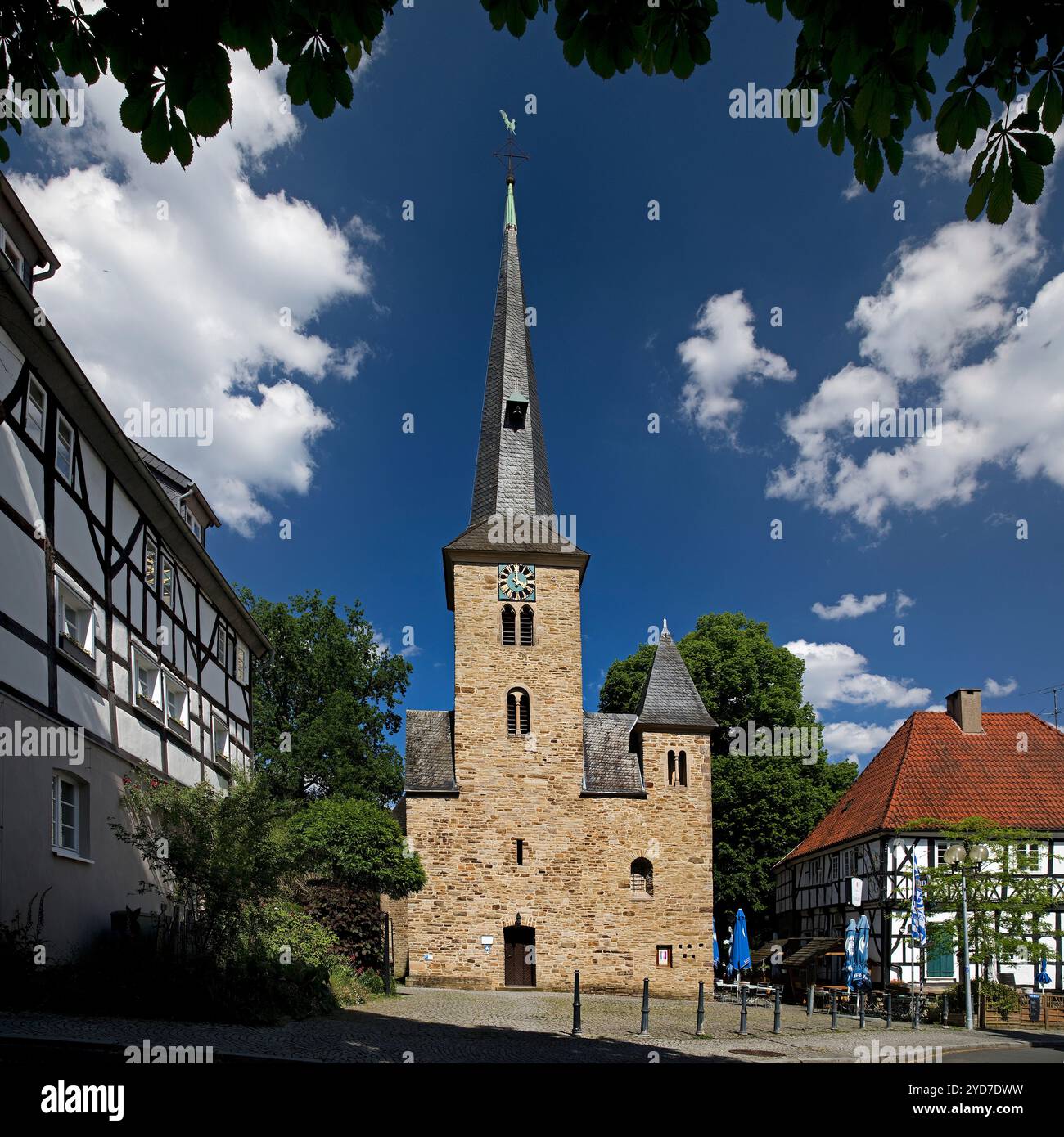 La chiesa del villaggio nel centro storico di Wengern, Wetter (Ruhr), Germania, Europa Foto Stock